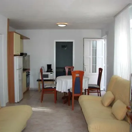 Apartment Helena *